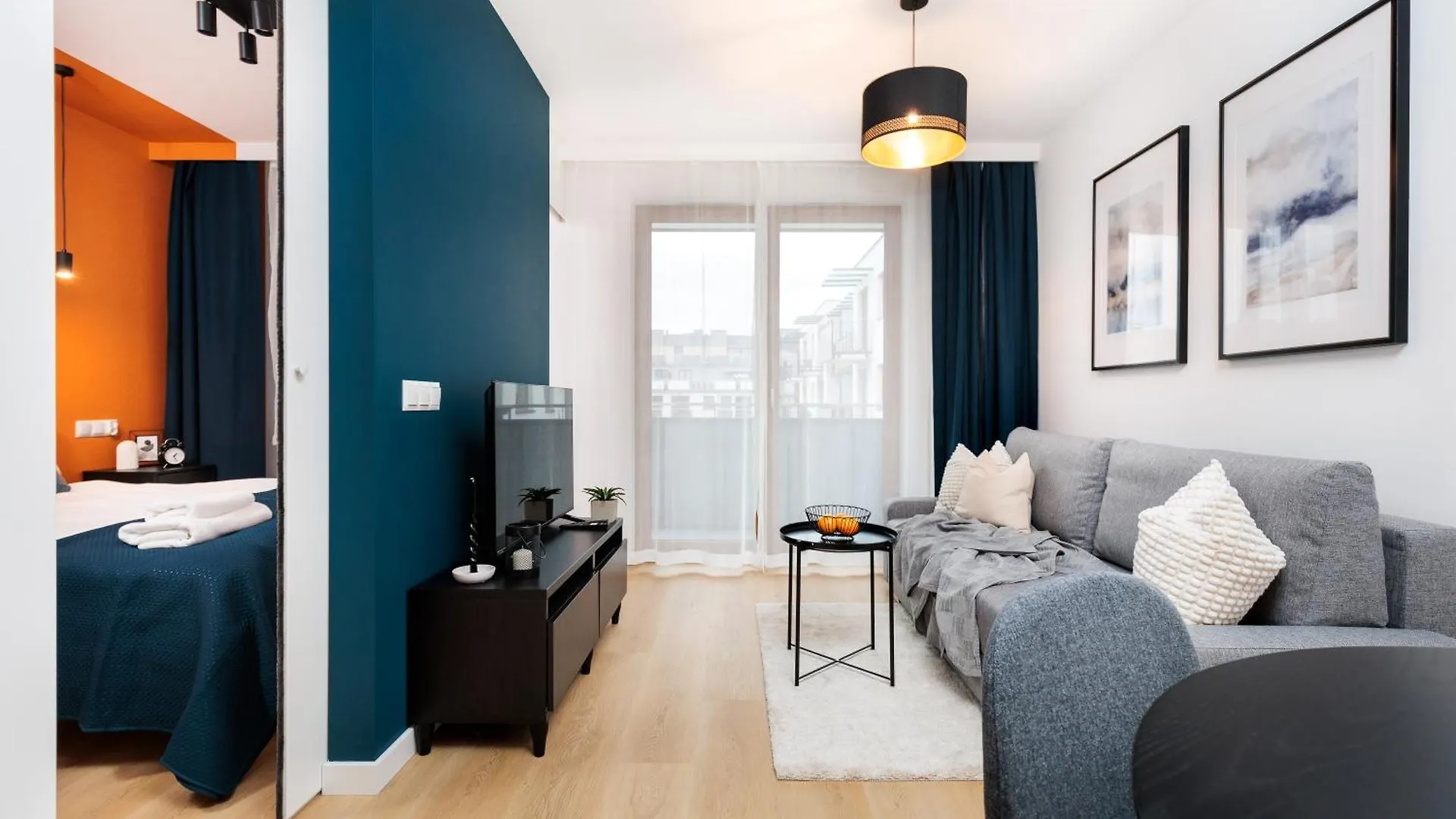 Colorful Cracovia Apartments - By Upstairs Poland